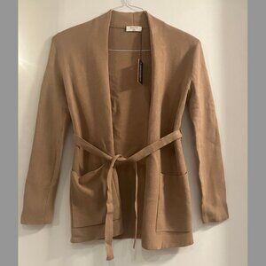 Ty Short Cardigan (Babaton)